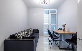Avalon Time Apartment